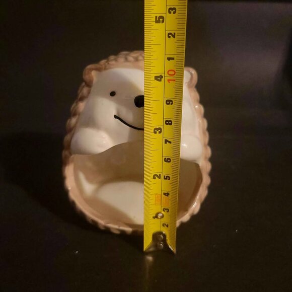 The Vintage Hedgehog Happy Little Scrubby Holder - Picture 8 of 8